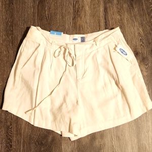 Old Navy high rise taille Haute linen white shorts size 2